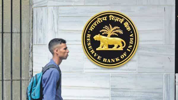 Fitch Ratings - Covid-19: Fitch says Indian banks' asset quality to worsen on lending pressure - livemint.com - India - city Mumbai