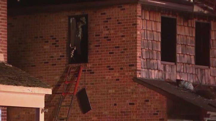 1 dead, elderly woman hospitalized after Delaware City house fire - fox29.com - state Delaware