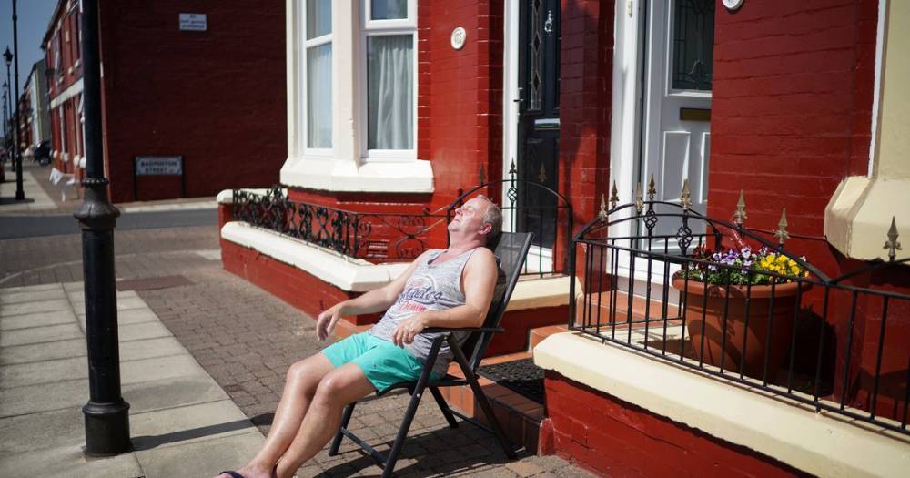 UK weather forecast: Highs of 28C this weekend as 'driest May ever' comes to an end - mirror.co.uk - Britain - Scotland