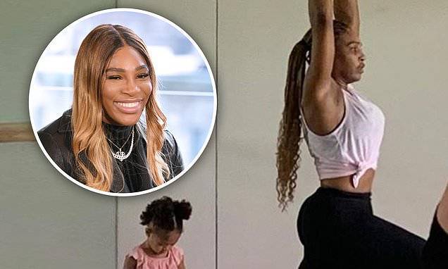 Serena Williams - Serena Williams jokes as her daughter is occupied by a tablet while she works out - dailymail.co.uk - state Florida