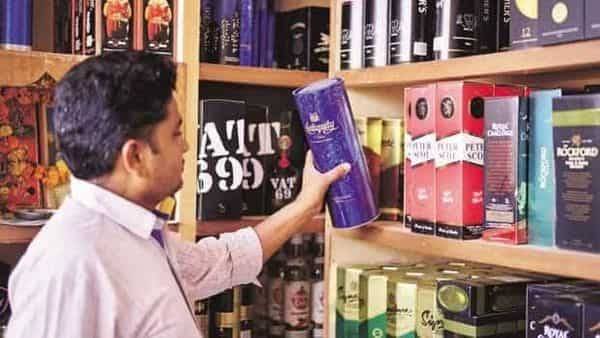 Karnataka allows distilleries, breweries, wineries outside containment zones - livemint.com