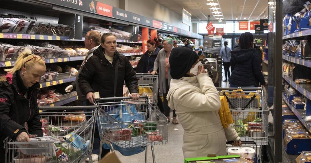 Supermarket opening times and rule changes for Tesco, Morrisons, Asda, Aldi and M&S - manchestereveningnews.co.uk