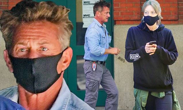 Sean Penn - Leila George - Sean Penn and Leila George cover up in face masks while working with his non-profit CORE in NYC - dailymail.co.uk - city New York