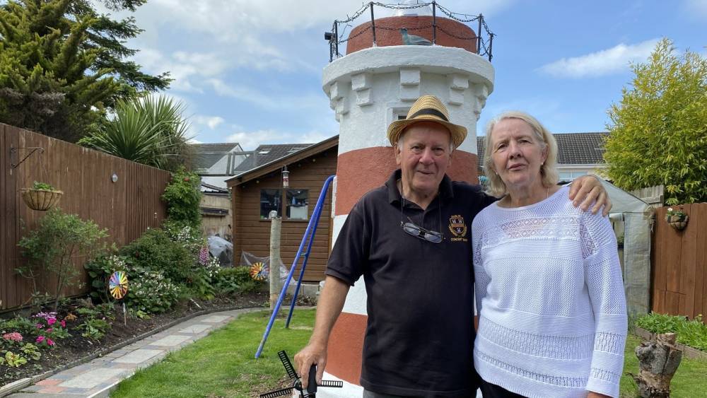 Cocooning couple build lighthouse in back garden - rte.ie - Ireland - city Dublin
