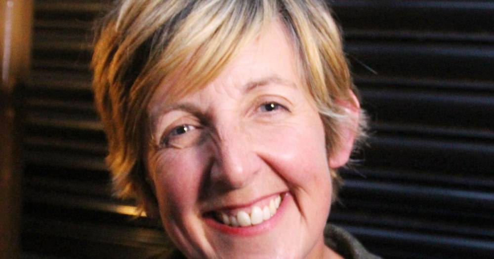 Julie Hesmondhalgh - Julie Hesmondhalgh urges people not to rush out to the shops as lockdown eases - manchestereveningnews.co.uk