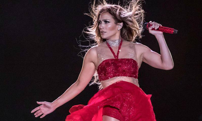 Jennifer Lopez - Jennifer Lopez: the secret to her spectacular tan - us.hola.com