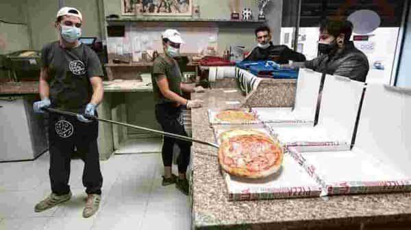 Restaurants upskill staff to serve better post lockdown - livemint.com - India - city Delhi