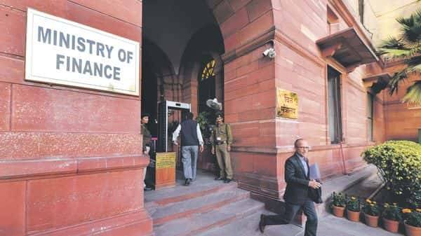 Covid impact: India FY21 fiscal gap may breach level seen after financial crisis - livemint.com - India
