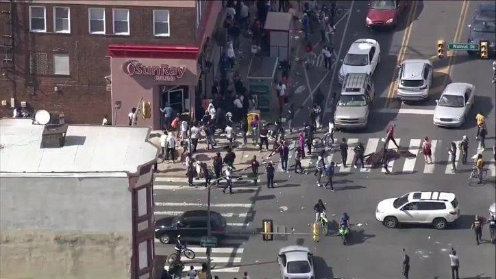 George Floyd - Several businesses looted in Philadelphia as citywide unrest continues - fox29.com - city Philadelphia - county Hall