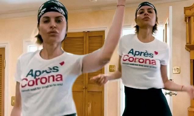 Lisa Rinna - Lisa Rinna busts out her best dance moves in an Aprés Corona shirt - dailymail.co.uk