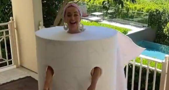 Katy Perry - Katy Perry dresses up as toilet roll during American Idol's at home episode and amuses the viewers - pinkvilla.com - Usa