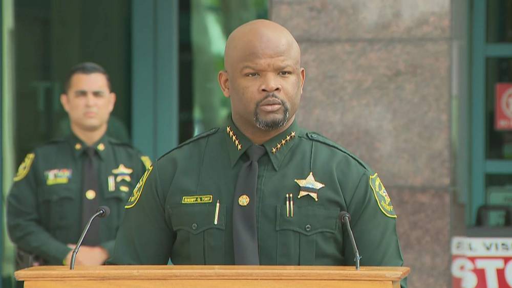 Ron Desantis - Florida sheriff says he didn’t need to disclose fatally shooting drug dealer when he was 14 - clickorlando.com - Israel - state Florida - county Broward - city Philadelphia - county Lauderdale - city Fort Lauderdale, state Florida - county Scott - county Gregory