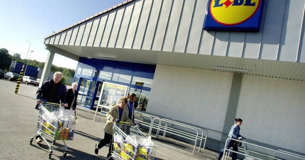 Lidl store becomes first UK supermarket to close after workers catch Coronavirus - dailyrecord.co.uk - Germany - Britain