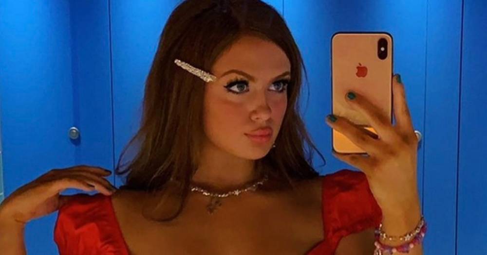 Maisie Smith - EastEnders' Maisie Smith unleashes cleavage in zipped-up scarlet crop top - dailystar.co.uk