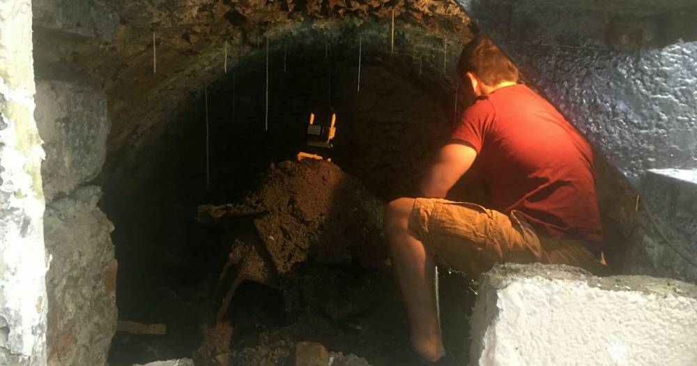 Bored man discovers 120-year-old tunnel under his house while doing DIY in lockdown - mirror.co.uk - county Plymouth