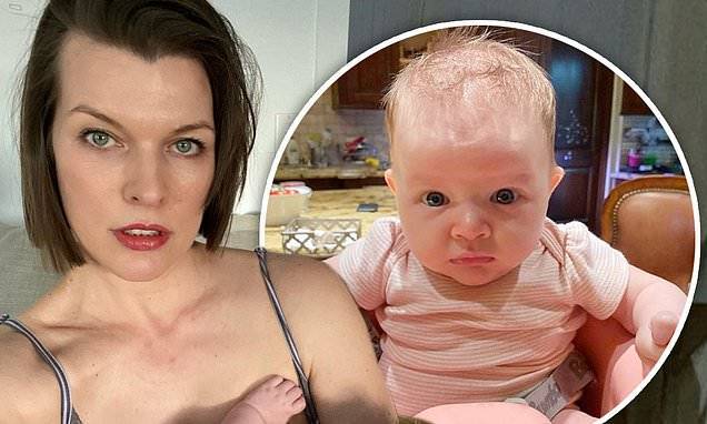 Milla Jovovich - Milla Jovovich shares a sweet selfie breastfeeding baby Osian in 'favorite times of the day' - dailymail.co.uk