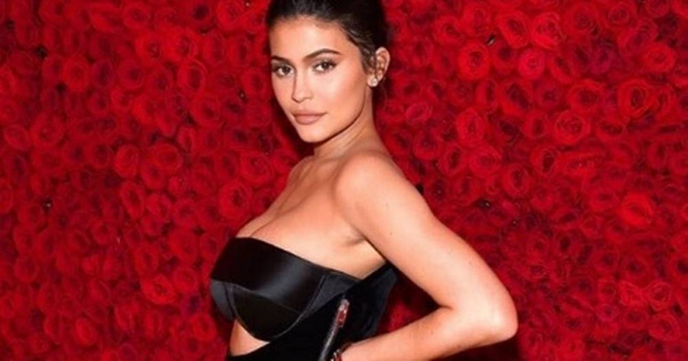 Kylie Jenner - Alexander Wang - Kylie Jenner's embarrassing Met Gala wardrobe malfunction as dress burst open - mirror.co.uk