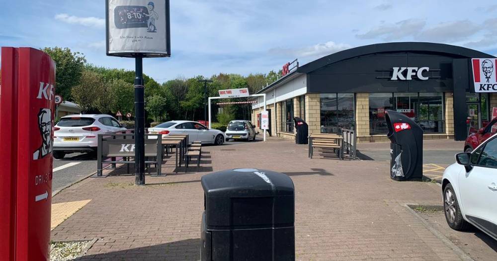 Cars spotted queuing this afternoon outside newly opened KFC drive-thru - dailyrecord.co.uk