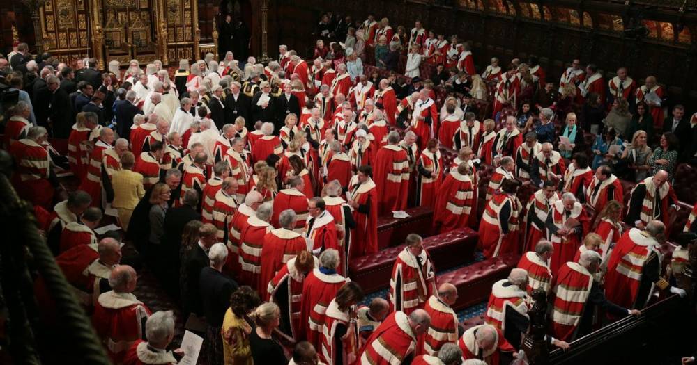 Peers step up demands for House of Lords' revamp after coronavirus crisis - mirror.co.uk - Britain