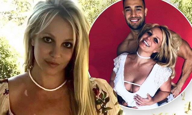 Britney Spears - Sam Asghari - Jamie Spears - Britney Spears told court official she 'wanted to have a baby' - dailymail.co.uk