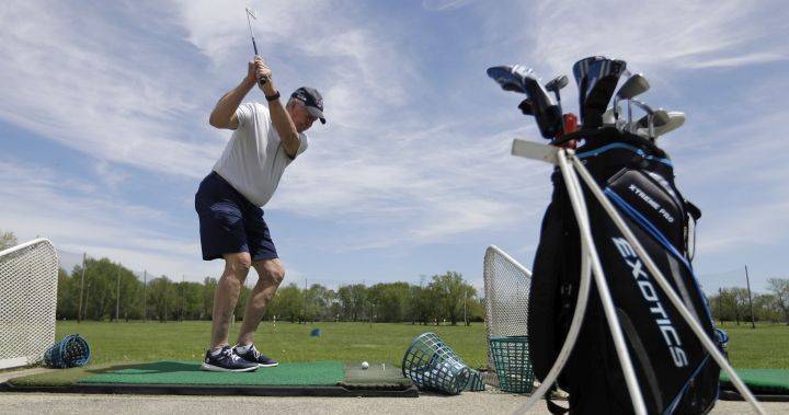 Edmonton golfers hit the links with strict new safety protocols - globalnews.ca