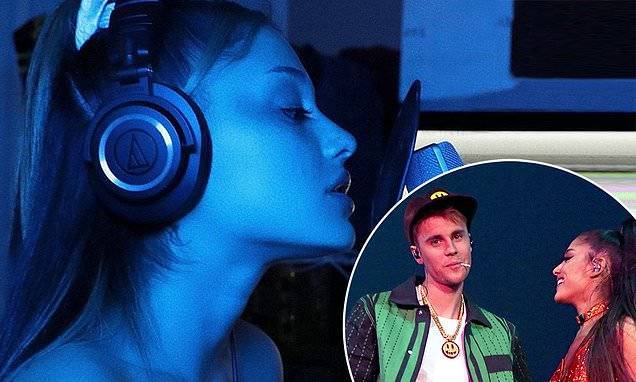 Ariana Grande - Justin Bieber - Ariana Grande teases her upcoming single with a stylish photo of herself in the studio - dailymail.co.uk