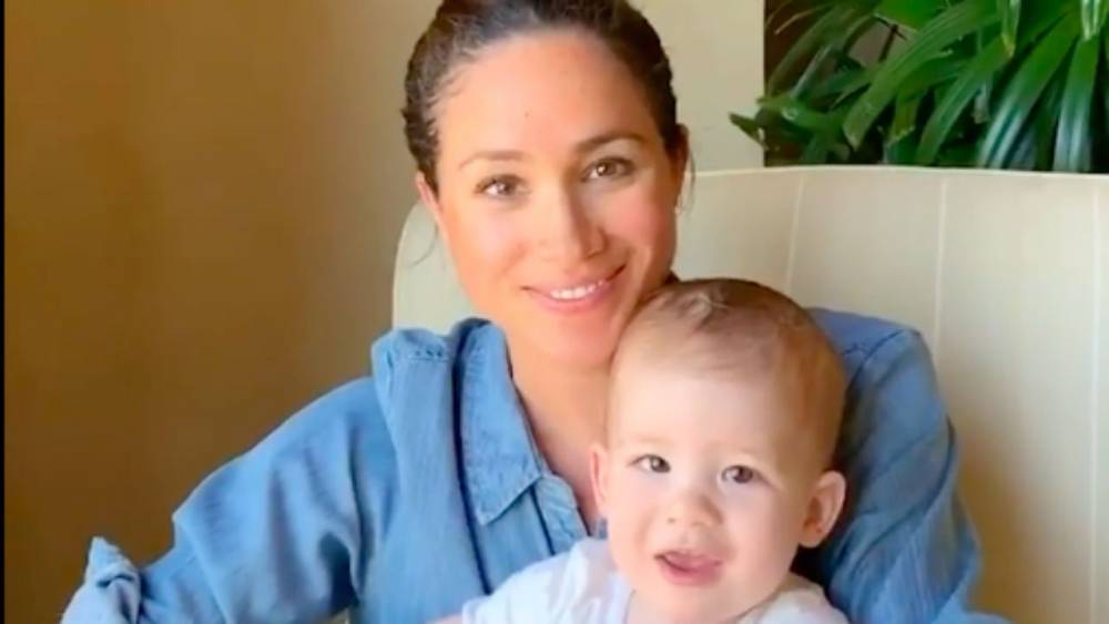 Harry Princeharry - Meghan Markle - Meghan Markle Tries to Hold a Squirming Archie in Extremely Rare Birthday Storytime Video: Watch! - etonline.com - Britain