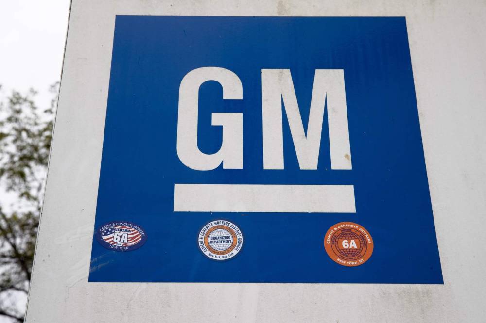 With factories dark, GM profit slumps 88%; 2Q likely worse - clickorlando.com - city Detroit