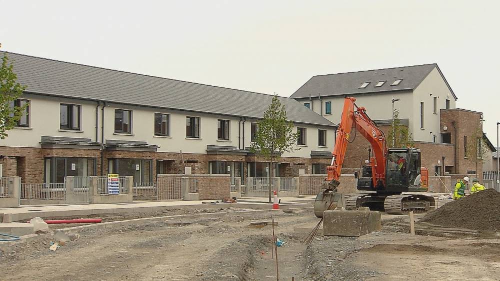 Work resumes at 35 social housing construction sites - rte.ie - city Dublin - city Cork