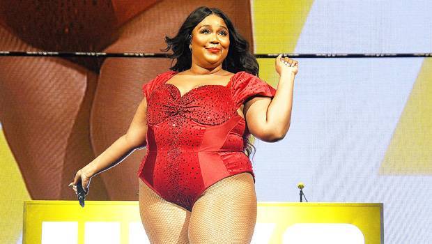 Lizzo Shakes Her Backside In Short Shorts Is Thrilled She Looks ‘So Cute’ — Watch - hollywoodlife.com