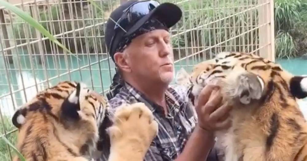 Jeff Lowe - Tiger King fans in frenzy as Joe Exotic's zoo has grand re-opening - mirror.co.uk - state Oklahoma