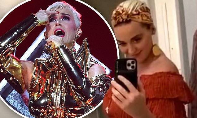 Katy Perry - Katy Perry reflects on feelings of 'rejection' after 2017 album Witness flopped in new song - dailymail.co.uk - Usa