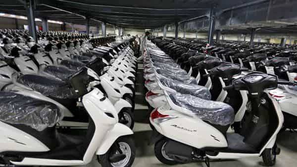 Honda Motorcycles starts rebooting dealership operations - livemint.com - city New Delhi - India