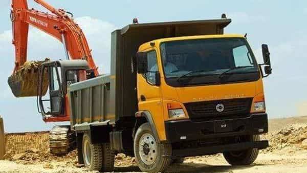 Daimler India Commercial Vehicles resumes operations in Chennai plant - livemint.com - India - city Mumbai - city Chennai
