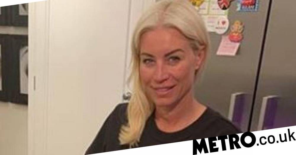 Denise Van-Outen - Denise Van Outen volunteers to sew scrubs for frontline NHS staff during pandemic as she insists she won’t ‘point fingers’ over lack of PPE - metro.co.uk - Britain