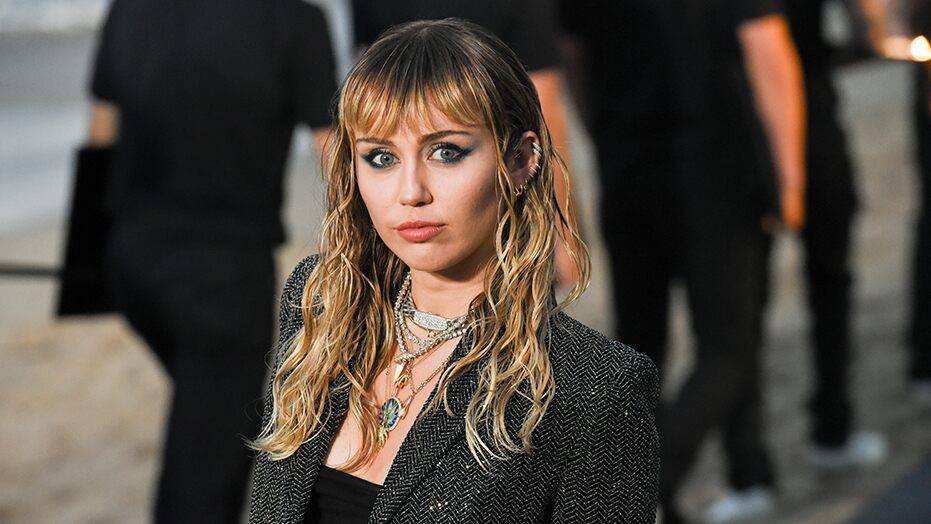 Miley Cyrus - Miley Cyrus says she has 'no idea' what coronavirus pandemic is like due to Hollywood privilege - foxnews.com