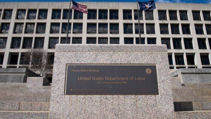 Nearly 3.2 million more workers seek jobless aid - fox29.com - Usa - Washington