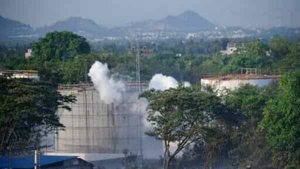 After Vizag gas leak, Centre asks chemical firms to exercise caution when reopen - livemint.com - city New Delhi