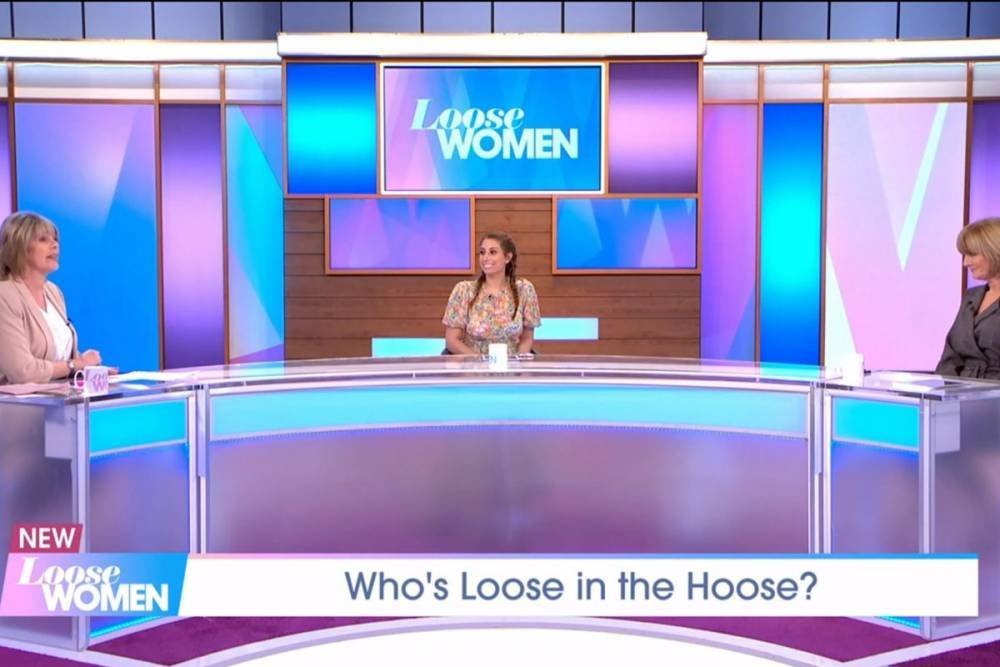 Stacey Solomon - Ruth Langsford - Jane Moore - Furious Loose Women viewers slam ‘irresponsible’ Stacey Solomon and stars as ‘hypocrites’ for returning to filming - thesun.co.uk
