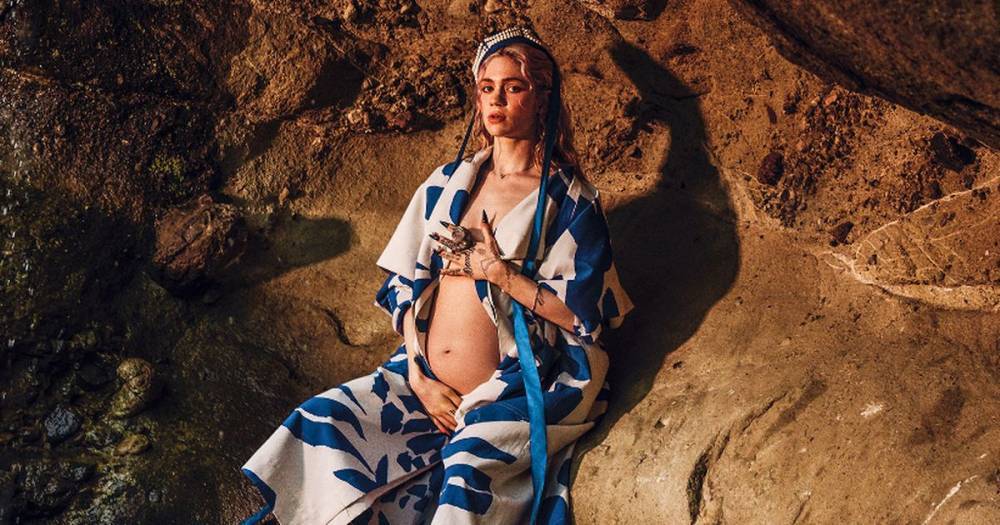 Elon Musk - Claire Boucher - Grimes shows off baby bump on Italian Vogue cover before welcoming son with Elon Musk - mirror.co.uk - Italy