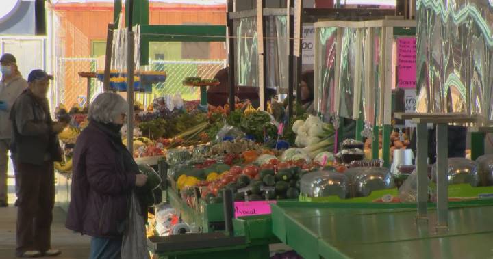 Montreal public markets reopen with safety measures in place amid coronavirus pandemic - globalnews.ca