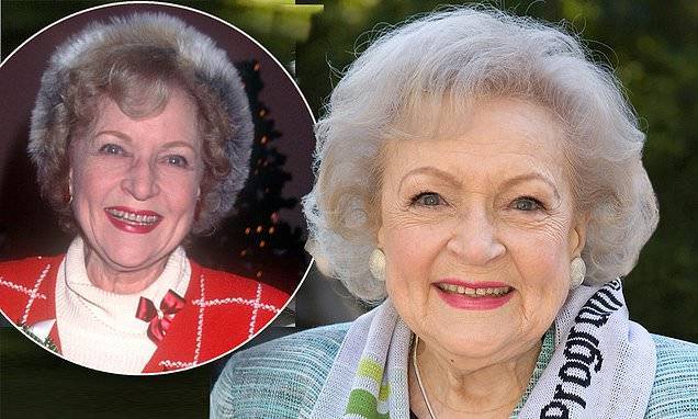 Betty White - Betty White, 98, to star as drill sergeant who 'whips would-be Santas into shape' in Lifetime movie - dailymail.co.uk - city Santas