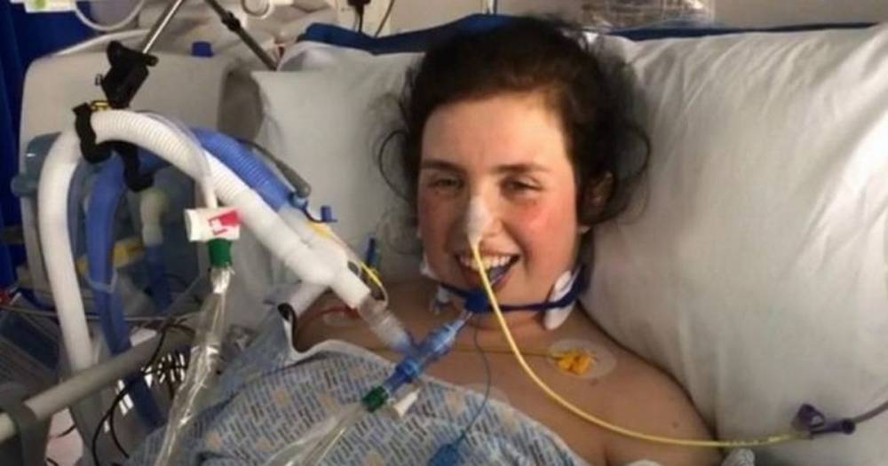 Woman, 21, who was 'totally healthy' spent weeks fighting coronavirus in critical care - mirror.co.uk - Scotland