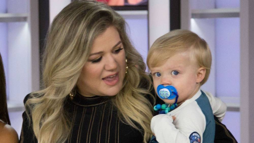 Kelly Clarkson - Brandon Blackstock - Kelly Clarkson Opens Up About 4-Year-Old Son's Hearing Issues Holding Him Back Developmentally - etonline.com