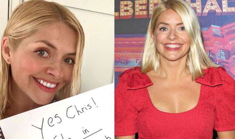 Chris Evans - Holly Willoughby - Holly Willoughby: This Morning star makes announcement 'I am now up for auction!' - express.co.uk