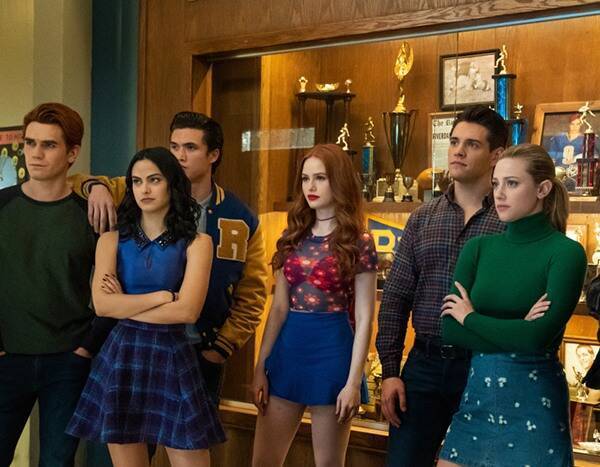 Riverdale Is About to Graduate High School, But What Comes Next? - eonline.com