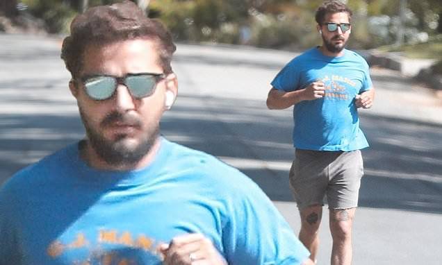 Chris Pine - Olivia Wilde - Florence Pugh - Mia Goth - Shia LaBeouf flashes his wedding band from on-again wife Mia Goth as he jogs in Pasadena - dailymail.co.uk - state California - city Pasadena
