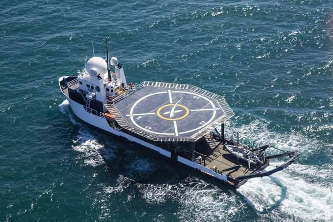 Practicing retrieving astronaut spacecraft at sea, SpaceX vessel rescues stranded boater - clickorlando.com - state Florida - county Atlantic - city Jacksonville