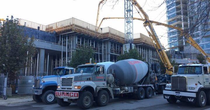 One Water Street project in Kelowna on schedule despite new COVID-19 protocols - globalnews.ca