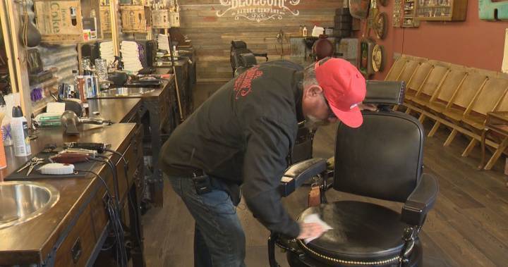 Regina hair salons, barbershops prepare for reopen amid PPE, training concerns - globalnews.ca